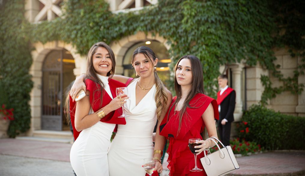 La segunda promoción del Instituto Nebrija de Formación Profesional celebra su graduación