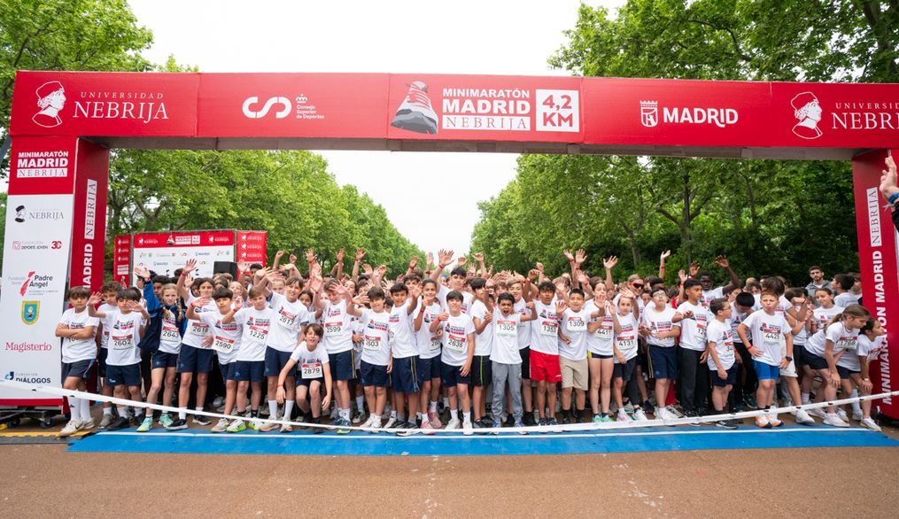 4 000 jóvenes corredores participan en la VII MiniMaratón Madrid-Nebrija