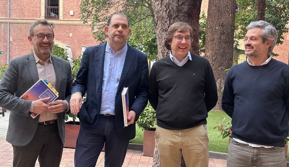 Carlos Polimón invita a visitar y admirar cien puentes “imprescindibles” de España