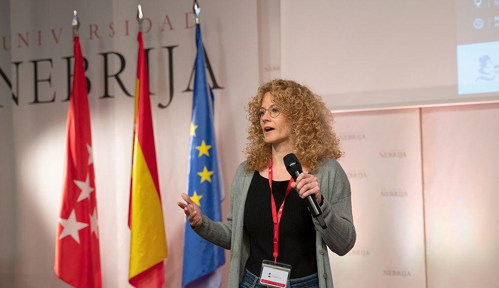 Leticia Quesada gana el Premio de la International Association of Teachers of English as a Foreign Language