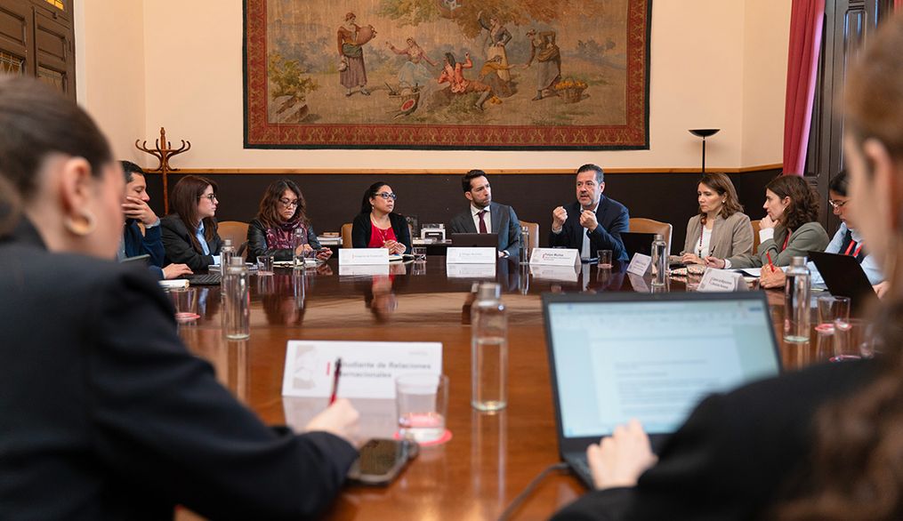 La Cátedra de Migraciones y Derechos Humanos analiza las políticas de migración circular entre Guatemala y España