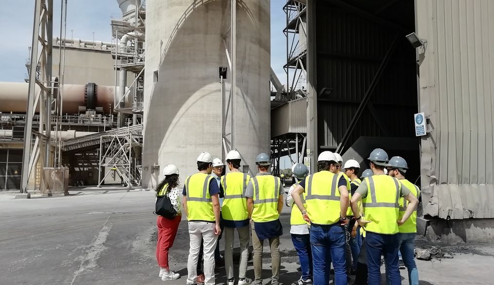 Visita a la fábrica de El Alto, de la empresa Cementos Portland Valderrivas