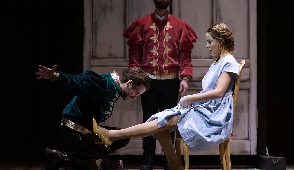 La música de Gioachino Rossini y de Pauline Viardot alumbran el vestido de la Cenicienta