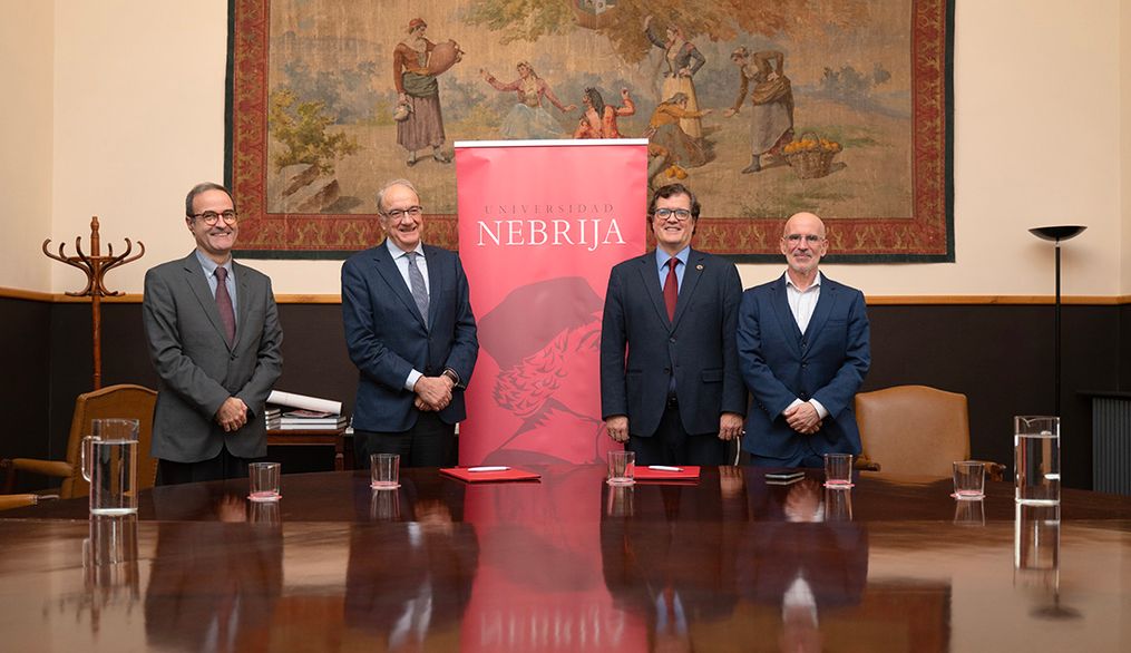 La Universidad Nebrija y la Academia Joven de España impulsan la ciencia y la formación doctoral
