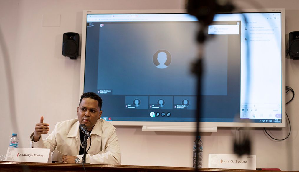 Santiago Matías opina que la colaboración y la tecnología están detrás del éxito de los artistas urbanos de República Dominicana