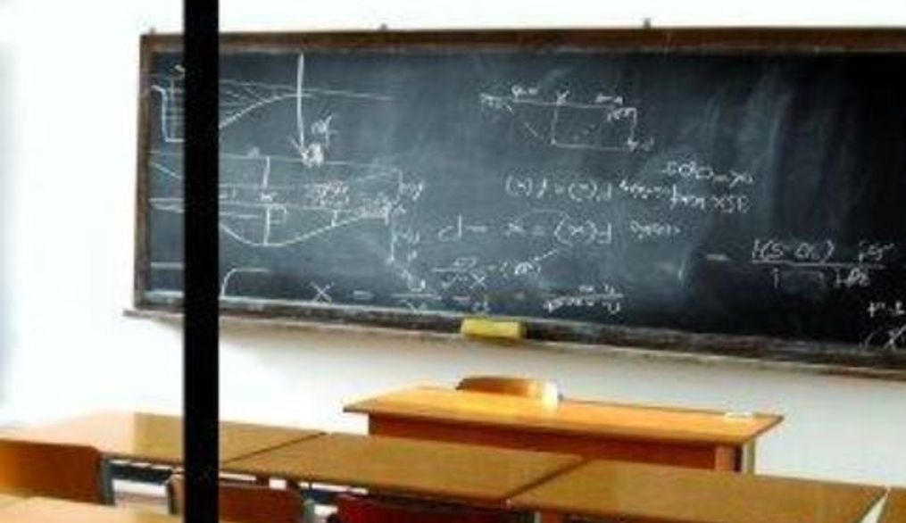 Reseña. La des(educación)