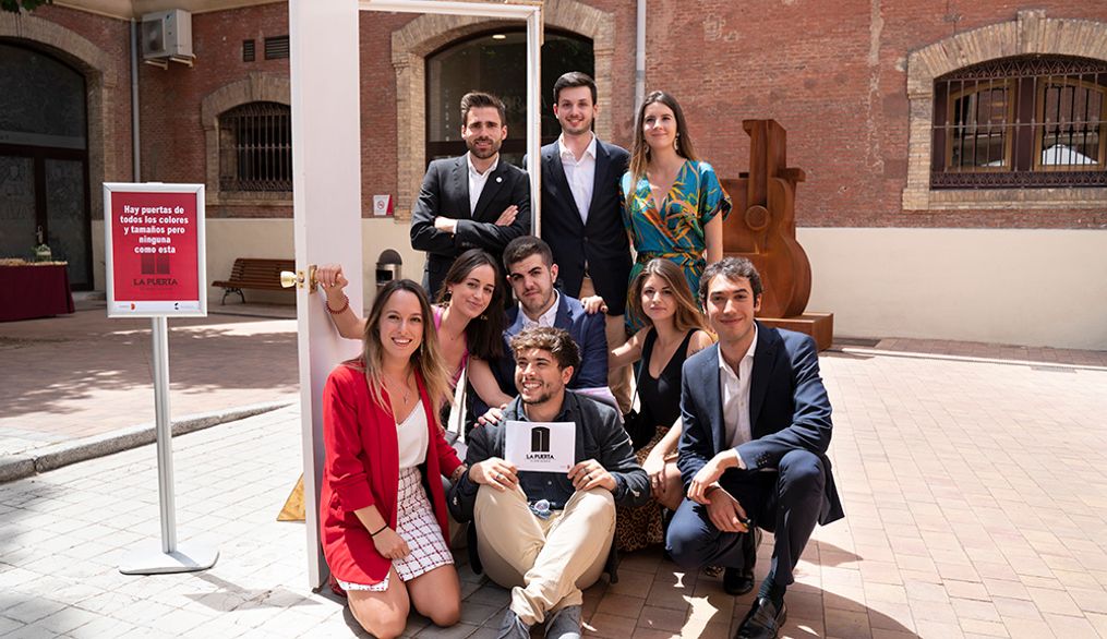 Cuatro grados diferentes en un mismo TFG de la Universidad Nebrija y Atresmedia