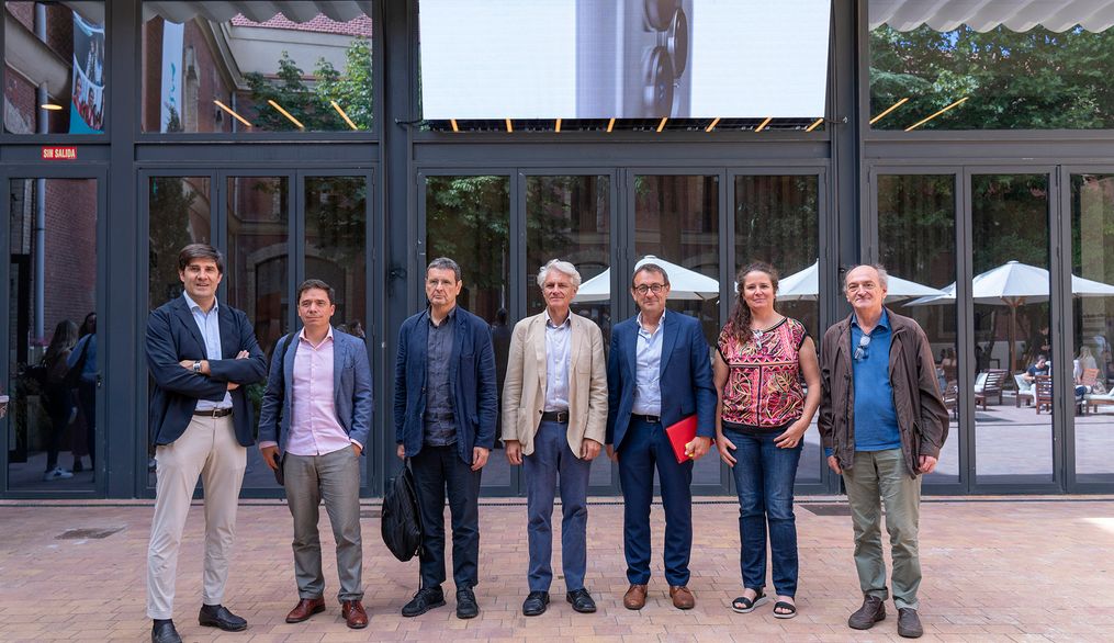 La Universidad Nebrija se suma al 50º aniversario de los Premios del COAM