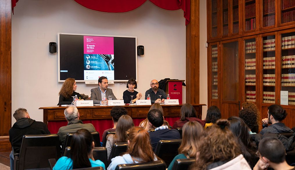 “No se puede ser casi nada interesante en la vida sin haber leído”