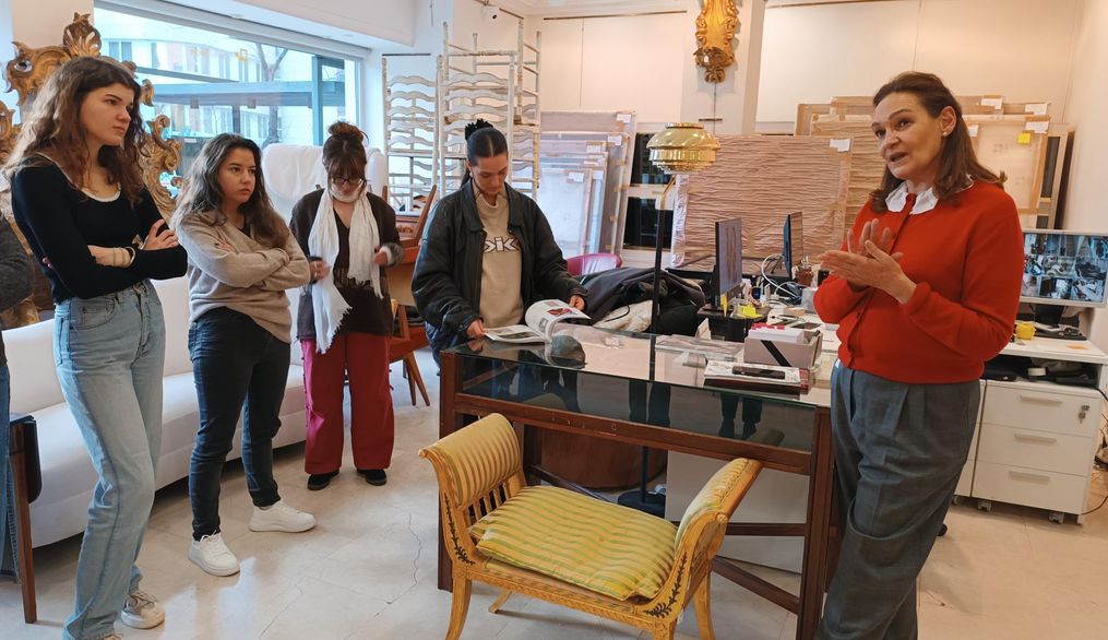 Estudiantes de 4º curso del grado en Bellas Artes visitan Subastas Segre