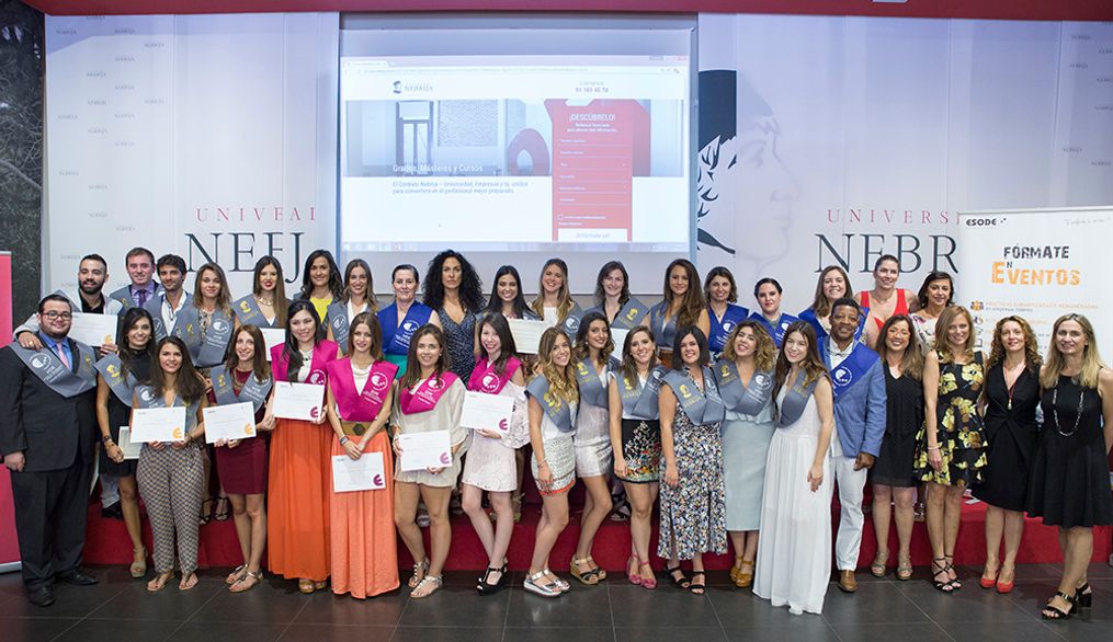 Graduación de los alumnos en el sector de producción de eventos de ESODE