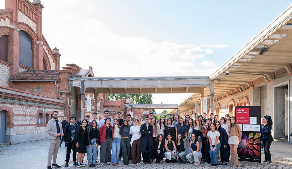 Grupo de estudiantes de Nebrija Inmersivo