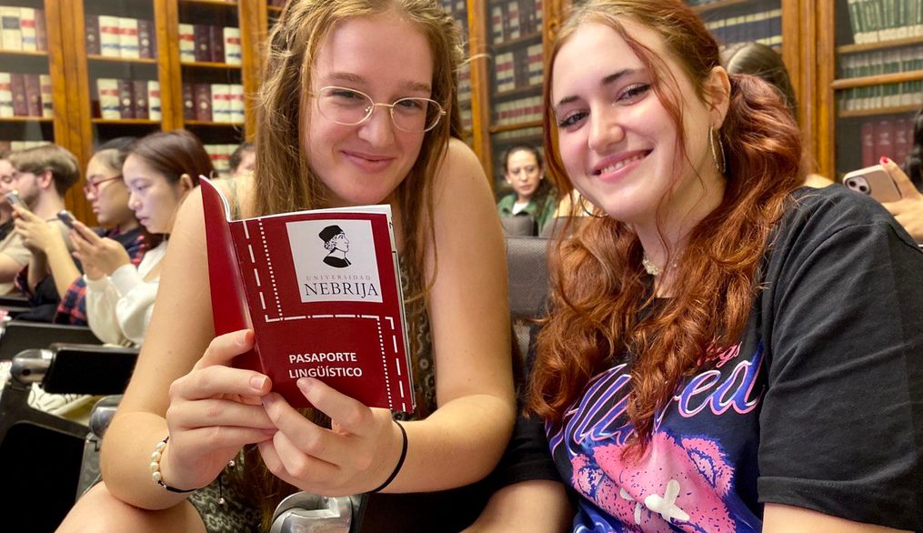 Los estudiantes de Lenguas Modernas comienzan su viaje con el "Pasaporte Lingüístico"