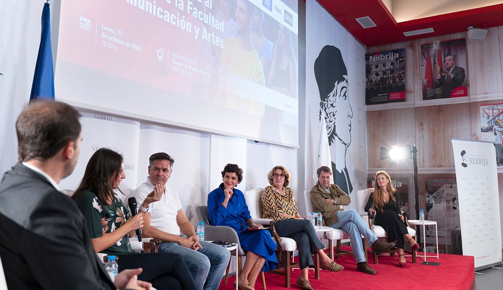 Los másteres de la Facultad de Comunicación y Artes retan a sus alumnos a ser versátiles y curiosos