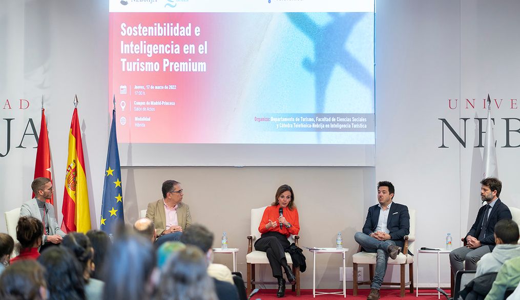 Potenciar el turismo premium y sostenible, la clave para mejorar el sector
