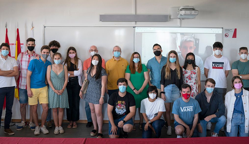 La III Semana de Iniciación a la Investigación culmina en las propuestas de los ingenieros del futuro