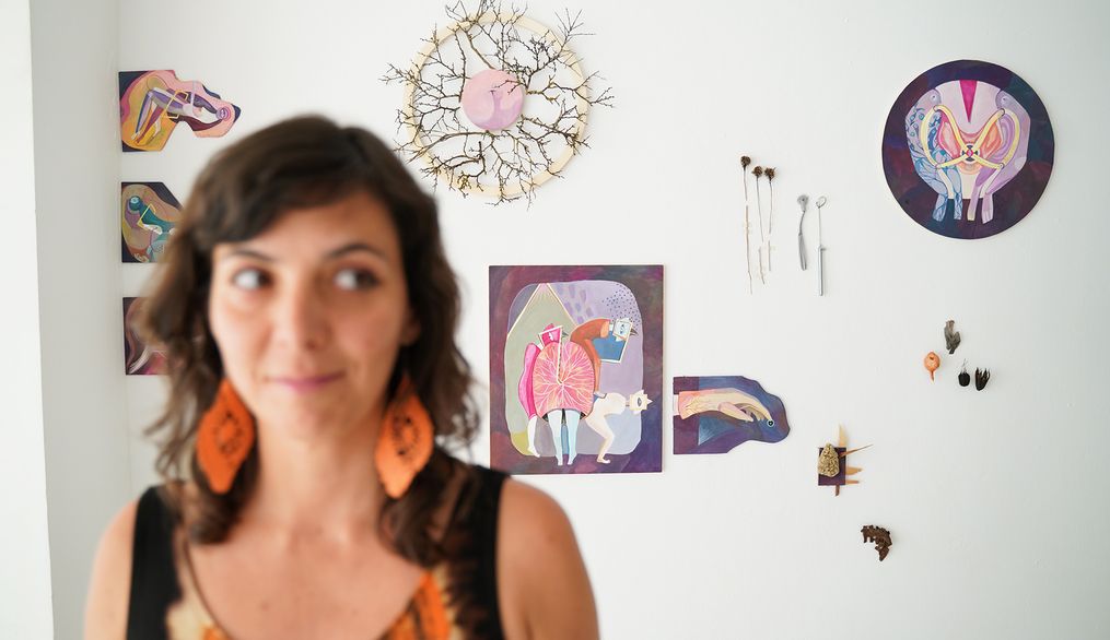 `Semilla, Llama, Penumbra´ propone arte enraizado en la mujer y la naturaleza