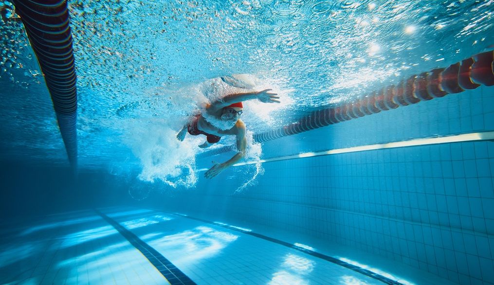 Cada brazada cuenta: un estudio revela los patrones técnico-tácticos en las pruebas de 50 metros de natación