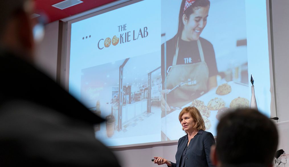 Dana Knowles: "El fracaso es un hecho inevitable en el emprendimiento, lo que hay que hacer es no dejar que te hunda"