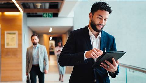 Doble Grado en Turismo y Empresas Turísticas + Comunicación Estratégica, Protocolo y Organización de Eventos