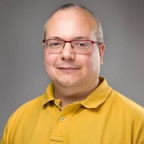 Dr. Rafael Barea del Cerro.jpeg