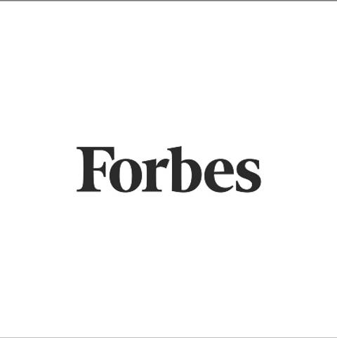 Logotipo de Forbes en un fondo blanco.