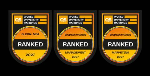 Tres insignias que indican el ranking de programas de MBA y maestrías en negocios para 2027.