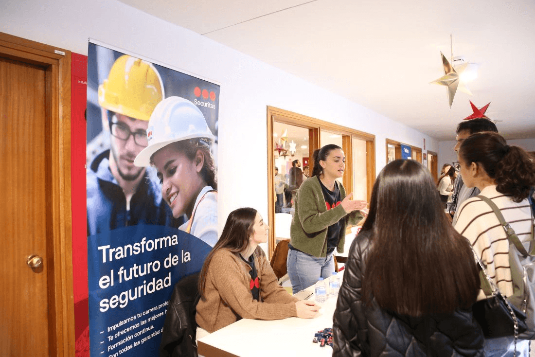 estudiantes en FP Proyecta
