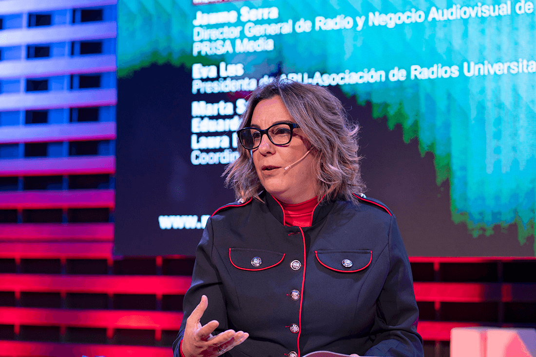 Libro radio. Laura M. Otón