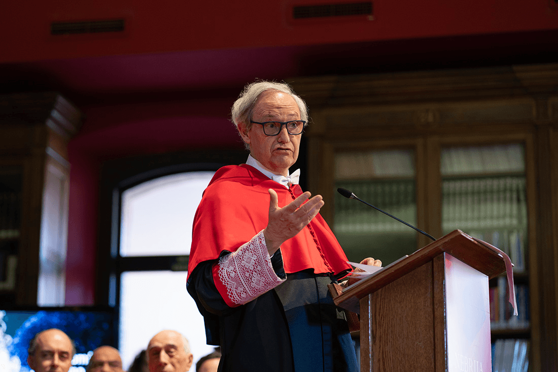 Manuel Atienza dicta la lección de Santo Tomás en la Universidad Nebrija.