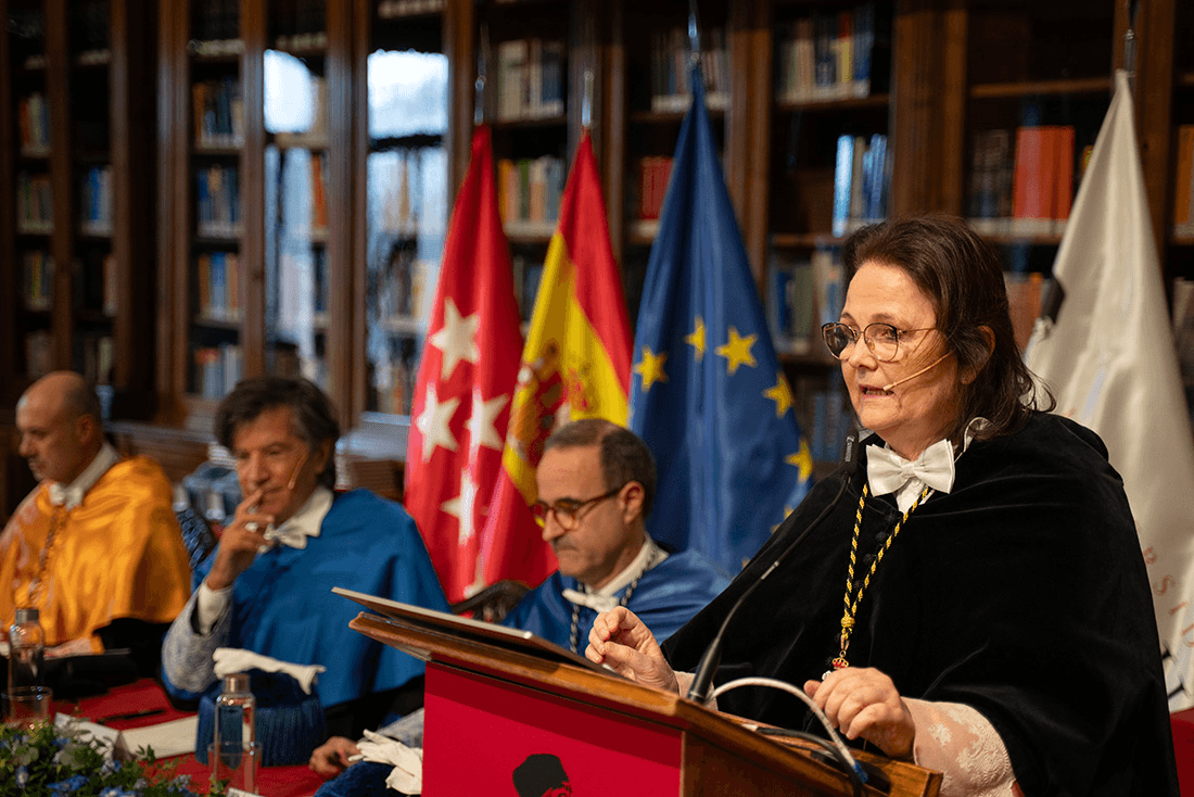 Montserrat Gomendio