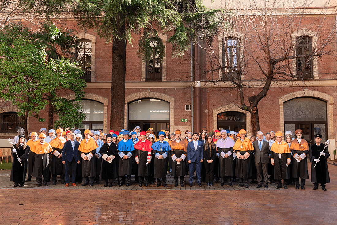 distinciones Nebrija Santo Tomás